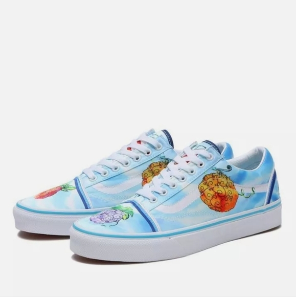 NWT Unisex VANS One Piece x Old Skool Devil Fruit Sneakers, 4 (M) / 5.5 (W)